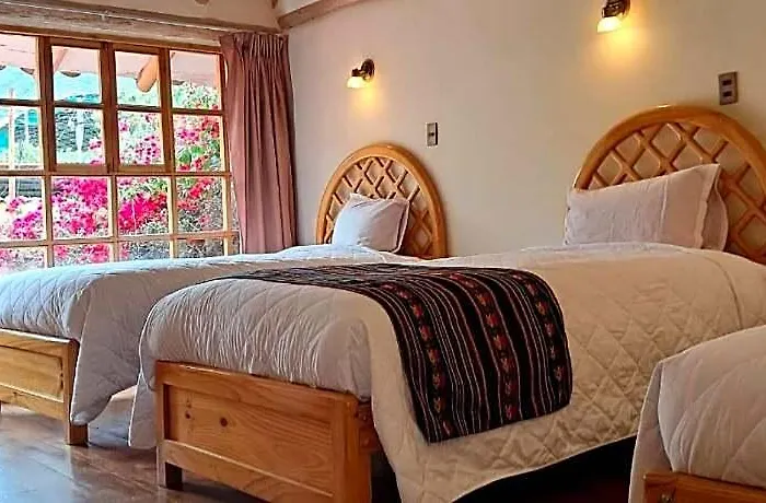 Hotel Iorana 3*