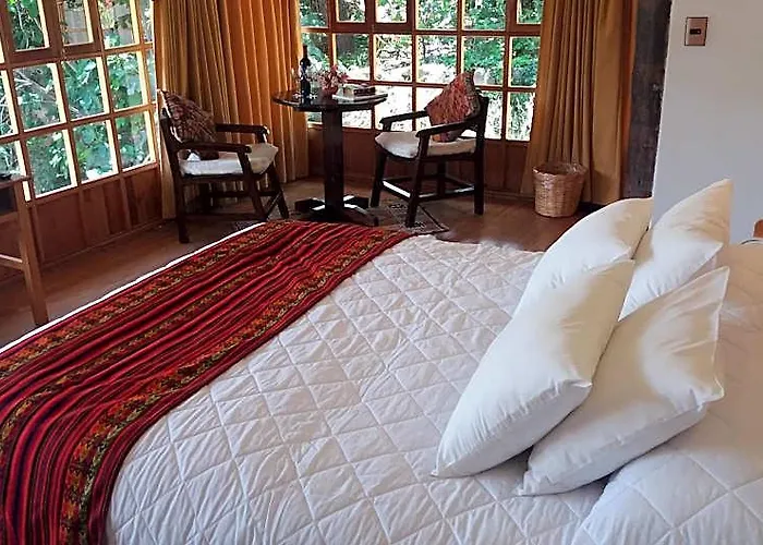 Iorana Hotel 3*